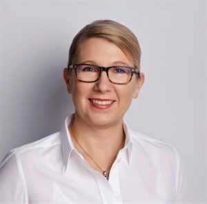 Dr. Uta Strewe